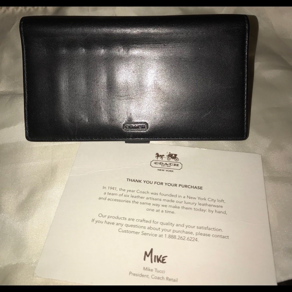 ❣️AUTHENTIC COACH BLACK LEATHER CHECKBOOK HOLDER❣️